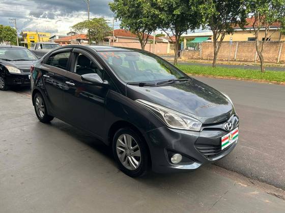 HYUNDAI HB20S 1.6 PREMIUM 16V FLEX 4P AUTOMÁTICO